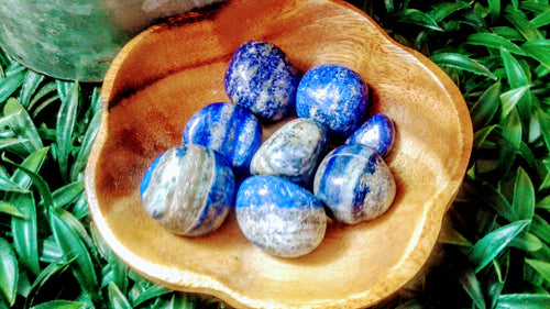 Tumbled Lapis Lazulie Nugget stone
